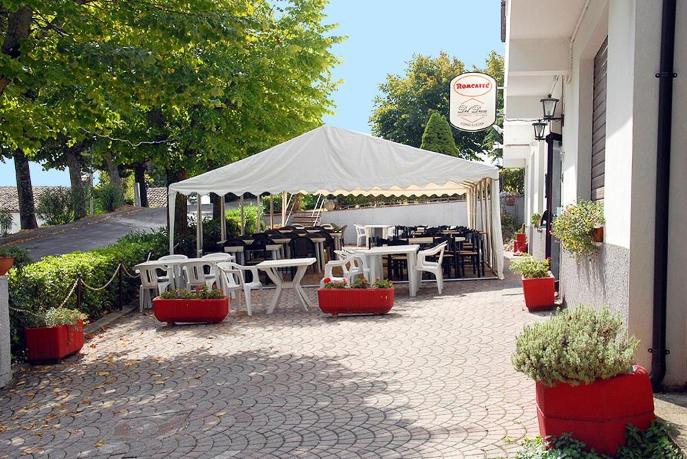 Hotel Del Duca Montedinove Exteriör bild